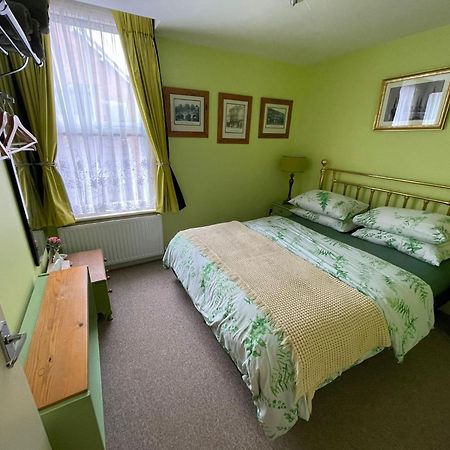 Flat G, 8 Castle Street Apartment Ludlow Luaran gambar